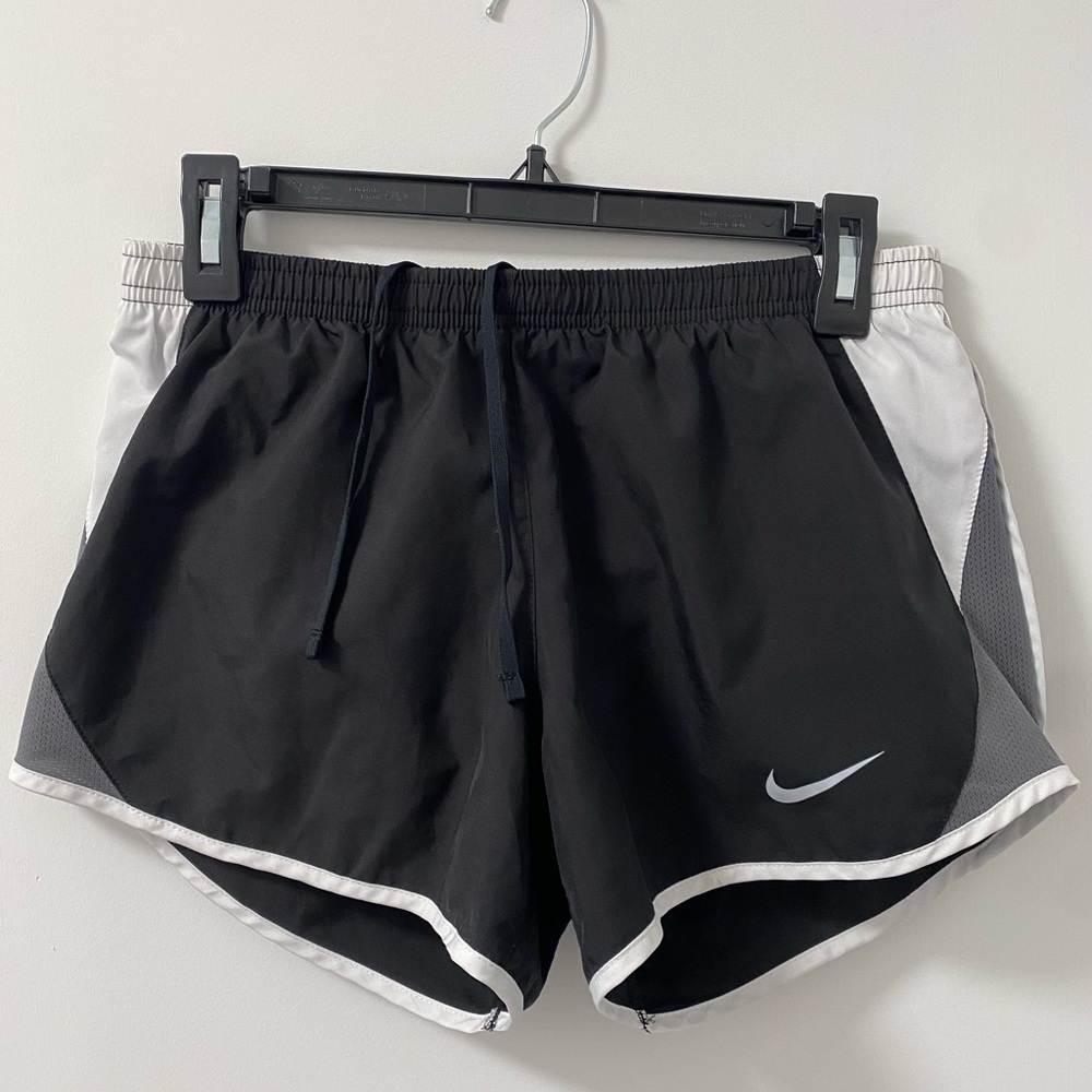 Nike Dri-FIT
Women's Running Shorts - Picture 3 of 6